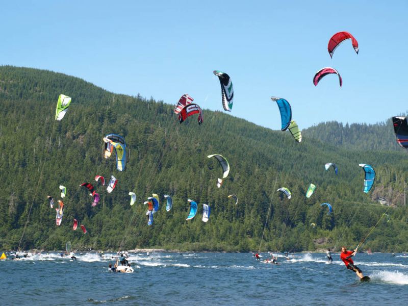 Just Cuz
Kite boarding on a Saturday afternoon
