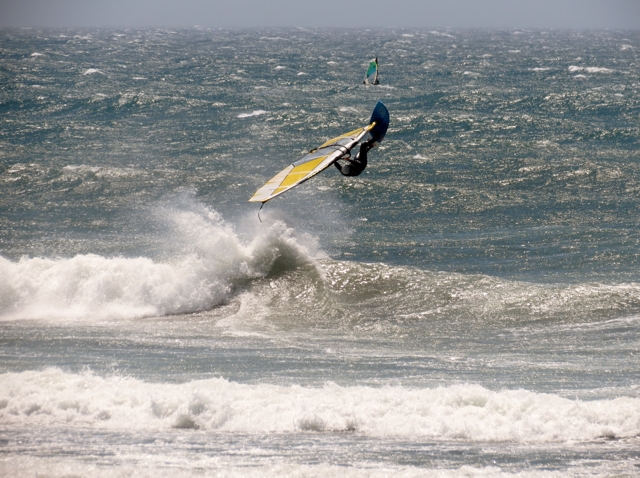 Back loop (Redbaron de la Long Beach at the Rock)
