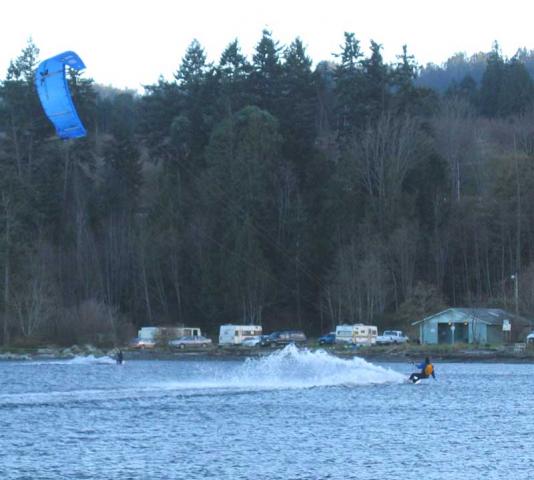 Mattdog kicking up some serious spray.
