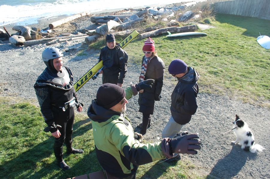 Warm memories of cold Agate Dec 2009
JL explaining the weather patterns :)
