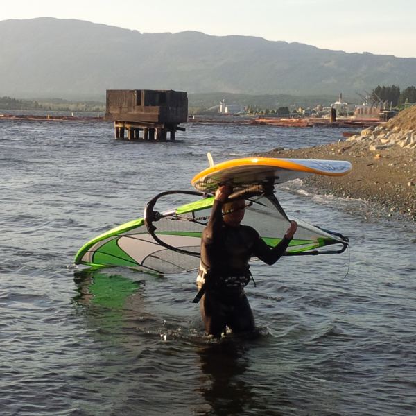 Canal Beach sand launch access
DavidM returns from his first session off the new and improved Canal Beach launch
Keywords: Port Alberni