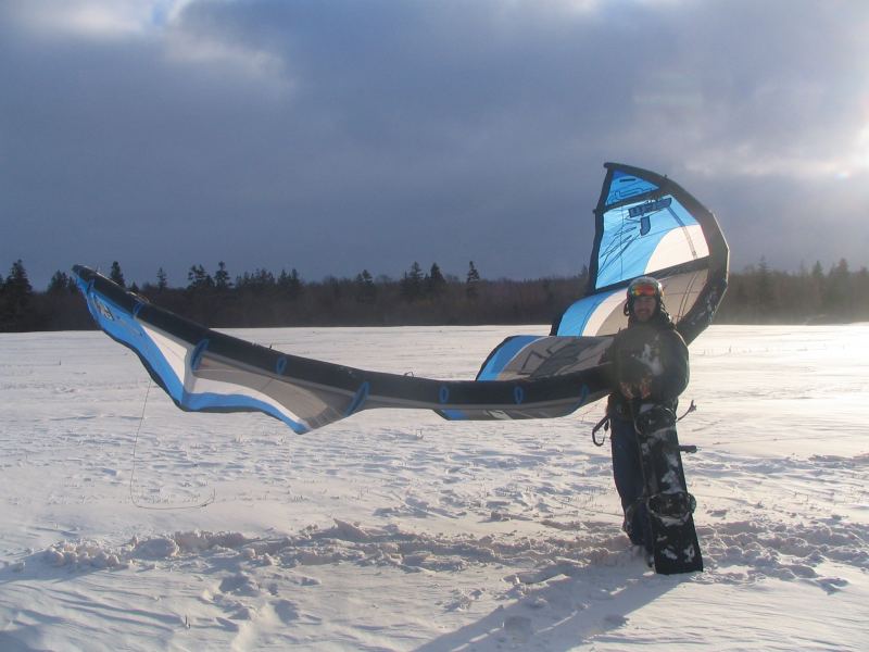 Nosey Snow Kiting in Cavendish, PEI DEC 07
thanks JL for the idea
