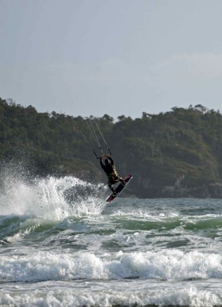 kitesurf1893.jpg