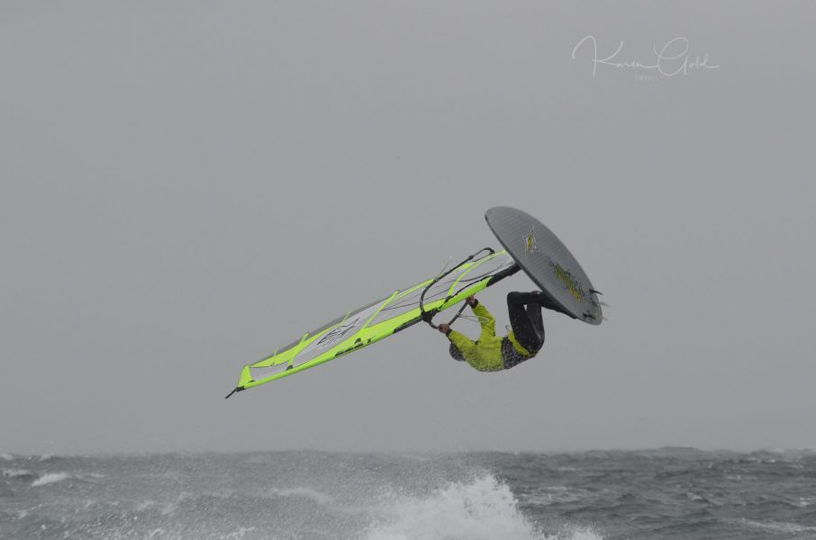 Keywords: Columbia beach goose spit kite surfing wind surfing