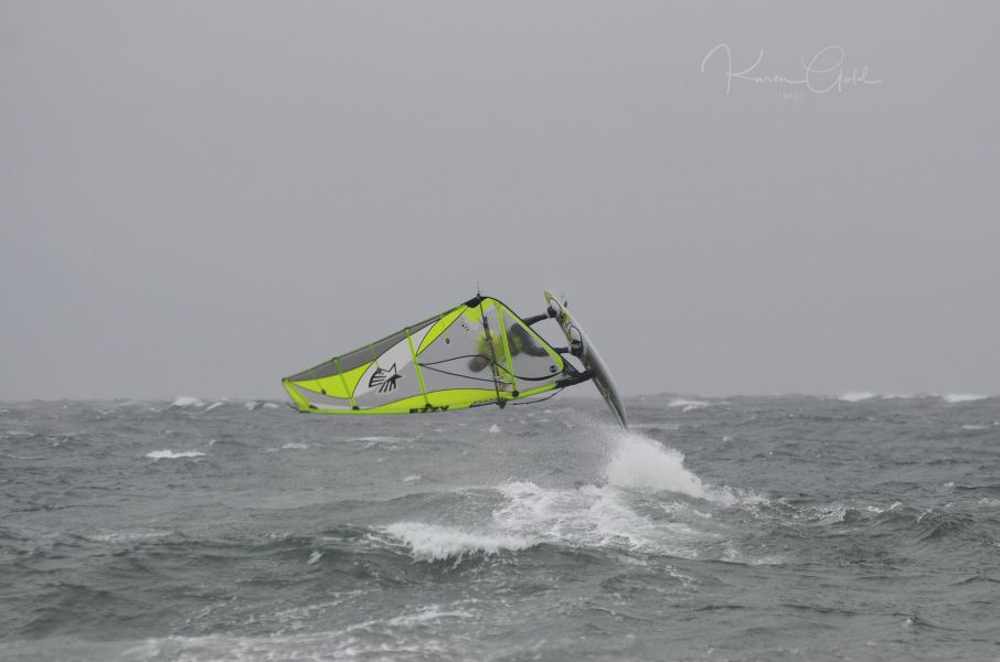 Keywords: Columbia beach goose spit kite surfing wind surfing