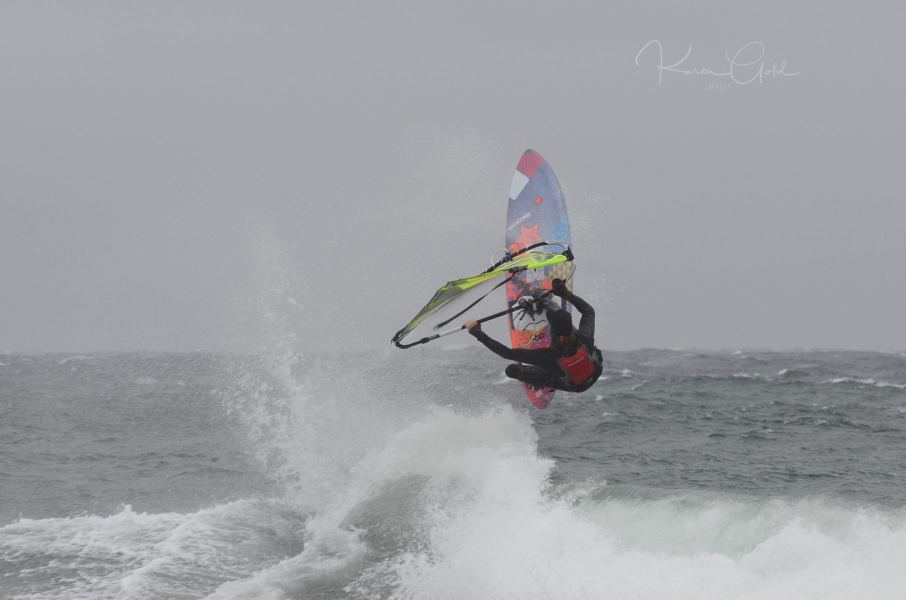 Keywords: Columbia beach goose spit kite surfing wind surfing