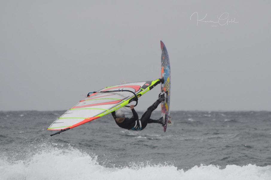 Keywords: Columbia beach goose spit kite surfing wind surfing